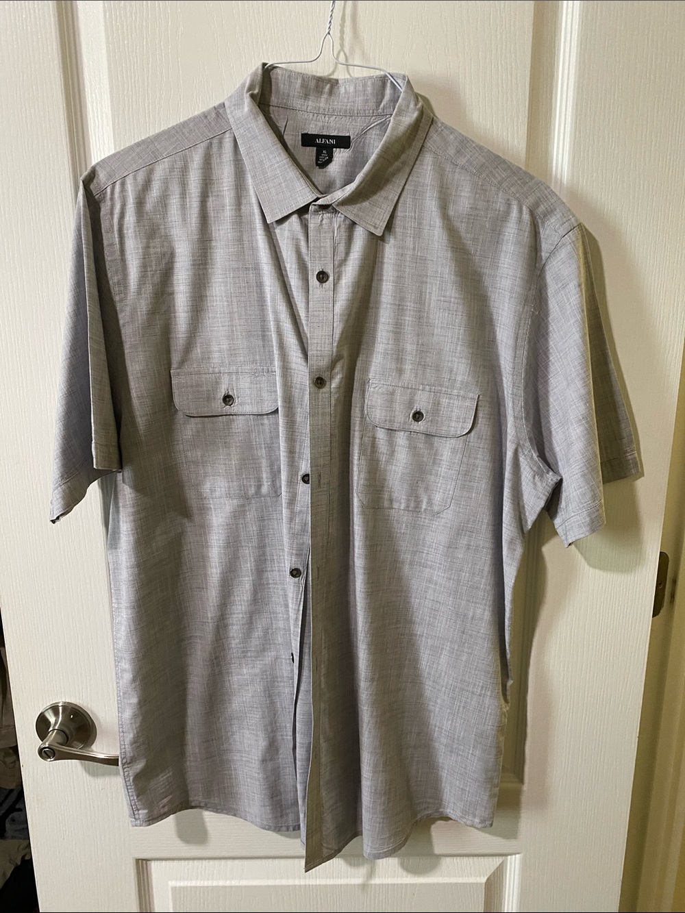 Alfani Men’s Short-Sleeve Button-Down Shirt in Light Gray